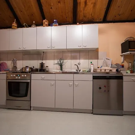 A5 Cozy Apt With Big Garden Balcony & Grill Apartamento *