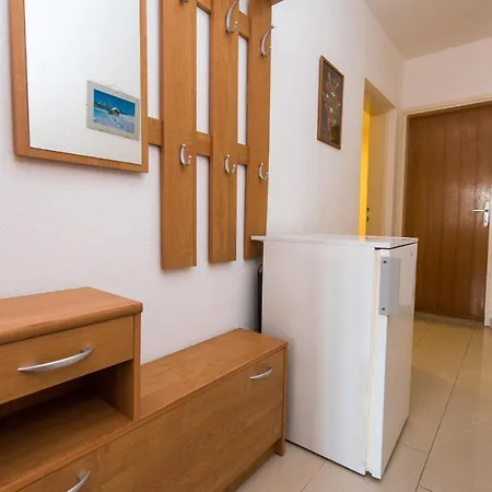 A5 Cozy Apt With Big Garden Balcony & Grill Apartmán *