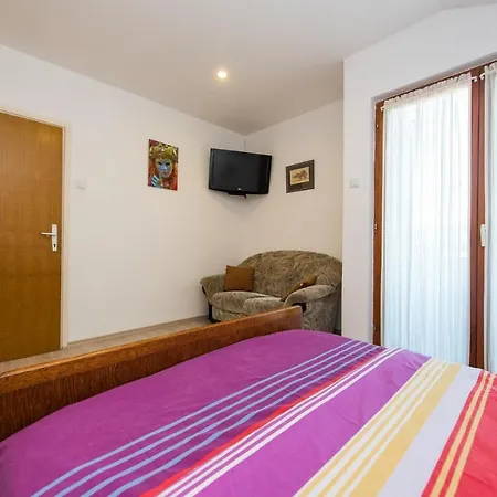 A5 Cozy Apt With Big Garden Balcony & Grill Apartamento Rogoznica (Sibenik-Knin)
