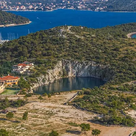 A5 Cozy Apt With Big Garden Balcony & Grill Rogoznica (Sibenik-Knin)